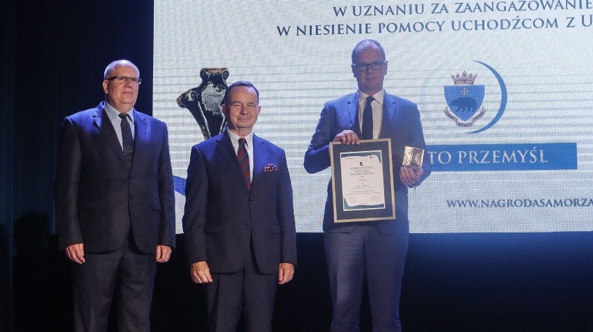 Społeczność Przemyśla z nagrodą w uznaniu za wyjątkowe zaangażowanie w niesienie pomocy uchodźcom z Ukrainy