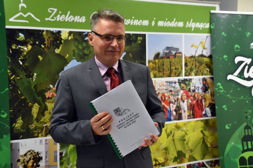 Prezydent Janusz Kubicki zaprezentował projekt budżetu na...