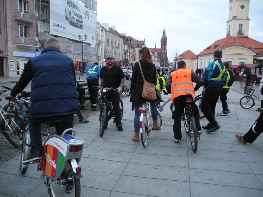 Białostocka Masa Krytyczna przejechała rowerami dla autyzmu [ZDJĘCIA]