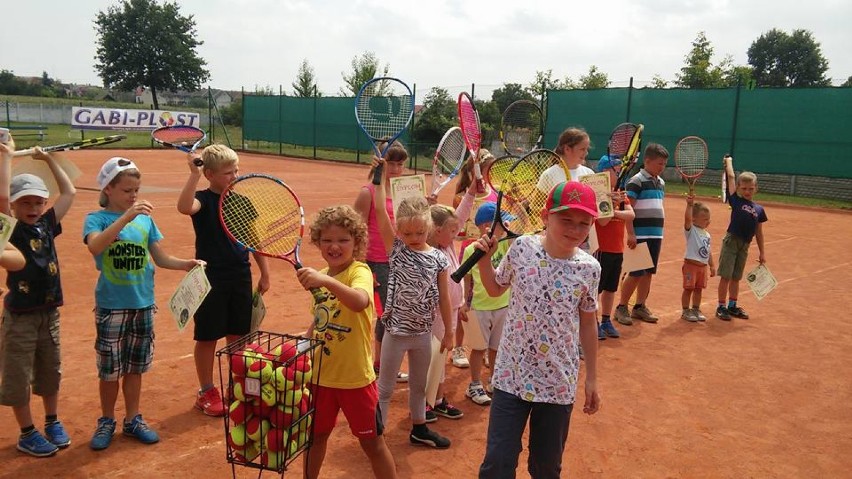 Szkółka Letnia tenisa ziemnego w Krotoszynie