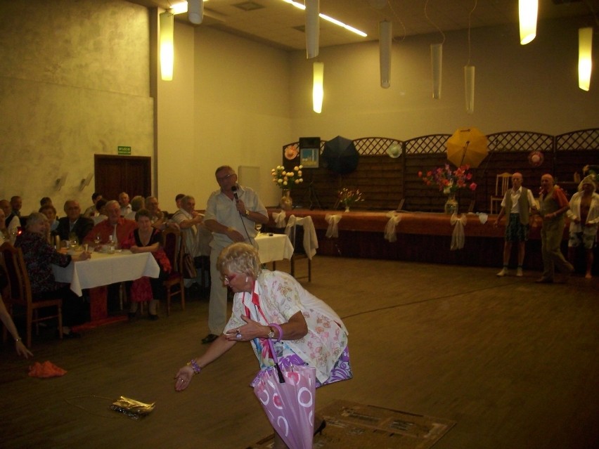 PLESZEW - Jak bawią się pleszewscy emeryci? - ZOBACZ ZDJĘCIA
