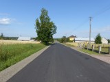 Prawie 900 tys. zł na nowe drogi w gminie. Powstało prawie 4 kilometry nawierzchni