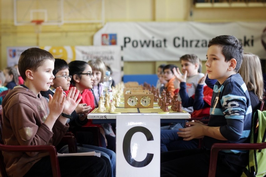 Młodzi mistrzowie w szachach