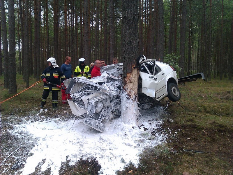 Śmiertelny wypadek na łuku drogi