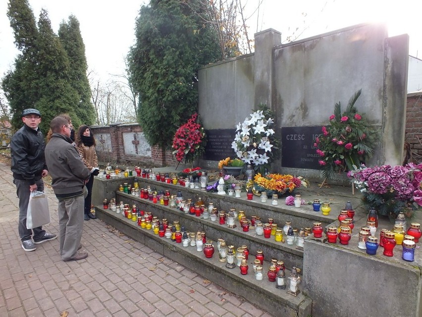 1 listopada 2012r. na cmentarzu parafialnym w Kraśniku