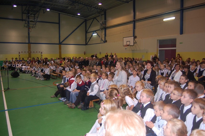 Szkoła Podstawowa nr 5 w Lęborku ma 50 lat (zobacz zdjęcia)