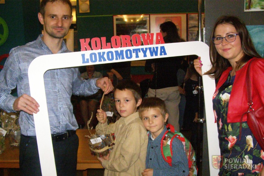 Finał Kolorowej Lokomotywy. Wśród laureatów dzieci z Zespołu Placówek Wychowania Pozaszkolnego w Sieradzu[FOTO]