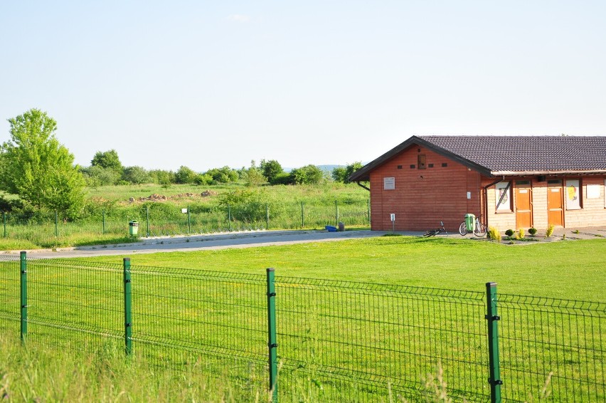 Park miejski na terenie dawnego składowiska odpadów? Taki plan mają władze Krosna [ZDJĘCIA]