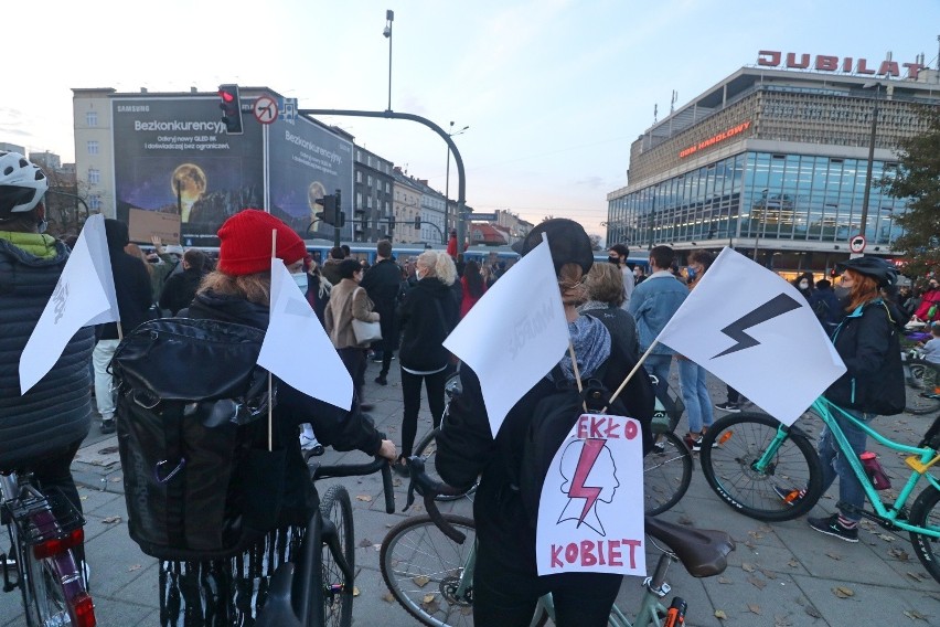 Protest zablokował główną arterię w Krakowie.