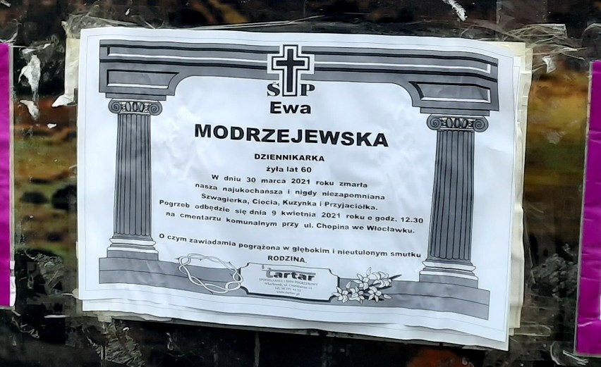 Pogrzeb dziennikarki Ewy Modrzejewskiej na cmentarzu przy...