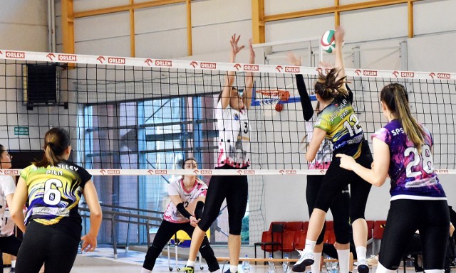 W 8. kolejce III ligi świetnie spisał się SPS Volley Piła, który u siebie pokonał KTPS Konin 3:0