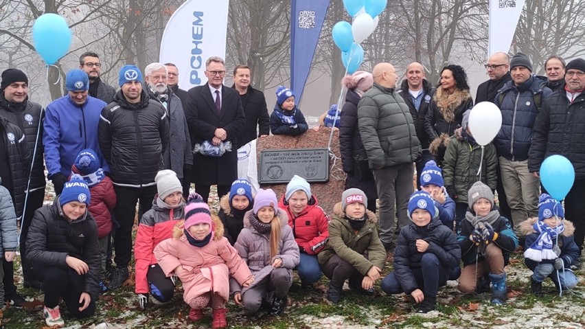 Uroczyste otwarcie Skweru 100-lecia Warty Śrem w Parku...