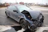 Wypadek na rondzie Sulejowskim. Jedna osoba ranna