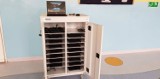 Nowy sprzęt komputerowy trafił do uczniów w gminie Drzewica i Opoczno. Ma pomóc w zdalnym nauczaniu [zdjęcia]