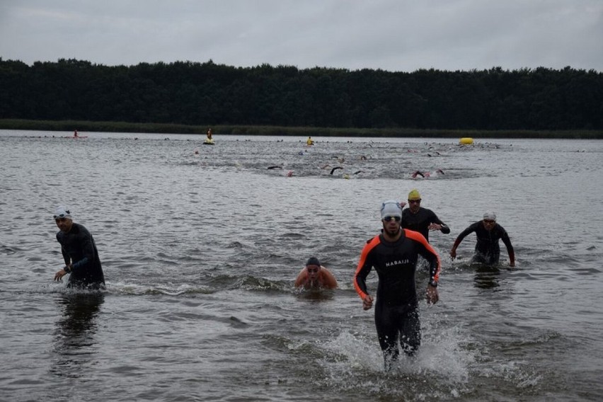 Triathlon w Nowym Dębcu. Sobota pełna sportowych emocji 