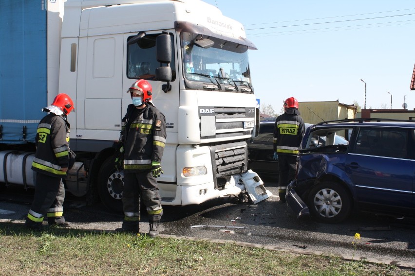 Gniezno: karambol na ulicy Poznańskiej. Jedna osoba poszkodowana