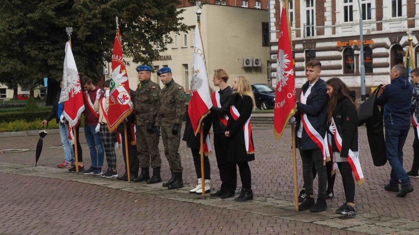 We wtorek na placu przed pomnikiem Marszałka Józefa...