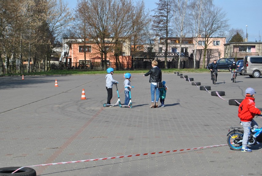 Wyruszył rodzinny rajd samochodowy - akcja "Otwórzmy Serca"