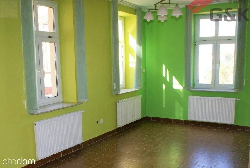 Powierzchnia: 33,50 m²
Rynek: wtórny
Piętro: 1

Jarosław -...