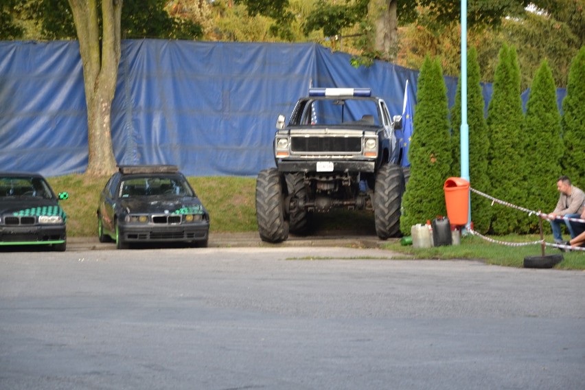 Kaskaderzy dali popis swoich umiejętności przed malborską publicznością [FOTO]