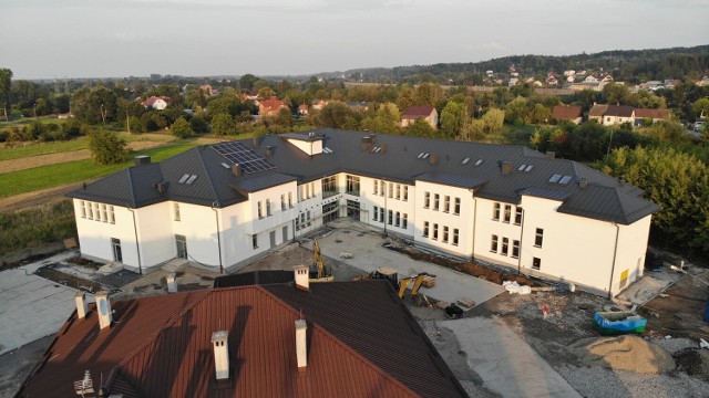 Budowa nowego pawilonu przy ul. Karolina w Bochni pod zakład opiekuńczo-leczniczy i hospicjum stacjonarne, sierpień 2022