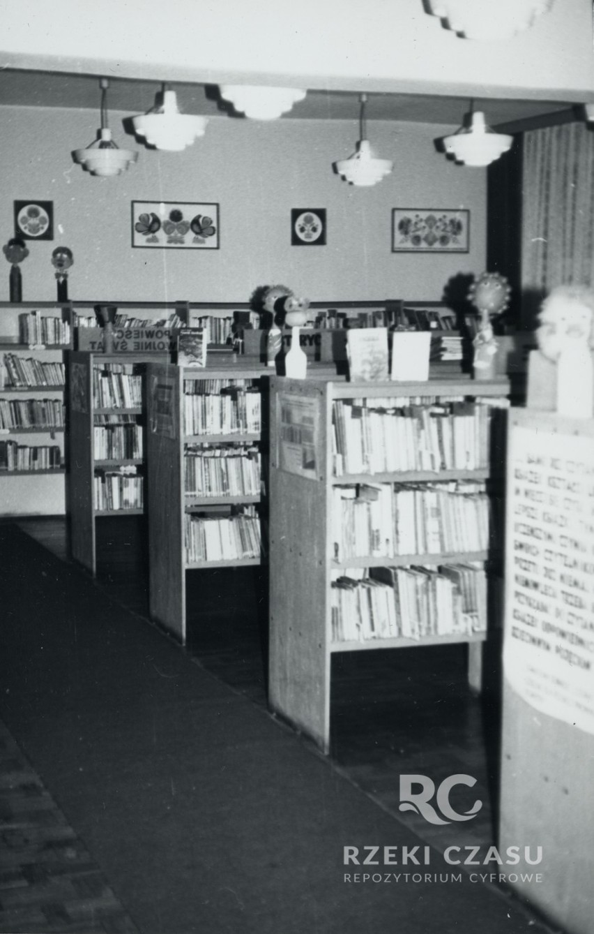 Tak wyglądała biblioteka w 1985 roku [ZDJĘCIA]