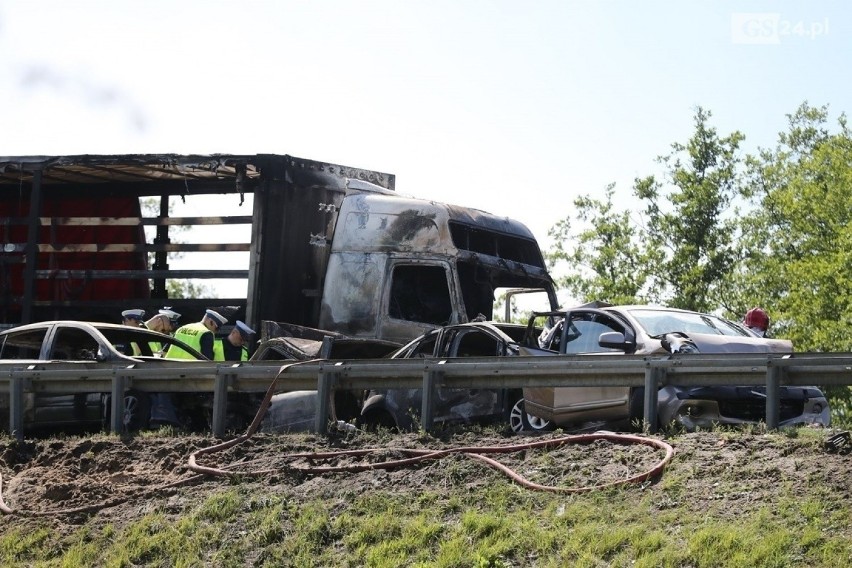 Sprawca katastrofy na drodze A6/S3, w której zginęła 5-osobowa rodzina ze Stargardu, na wolności czeka na wyrok