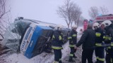 Autobus wpadł do rowu. Dwie osoby w szpitalu! 