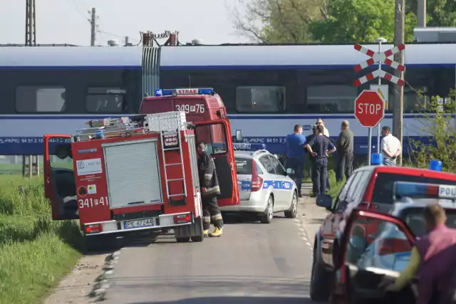 Wypadek na przejeździe kolejowym w miejscowości Szulec koło Opatówka