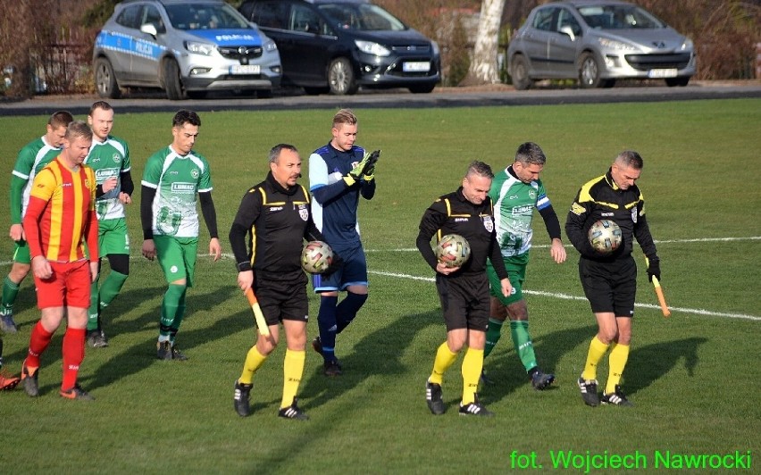 Kujawiak Lumac Kowal - Sadownikiem Waganiec 8:0. Wysoka wygrana na koniec rundy jesiennej 5. ligi kujawsko-pomorskiej [zdjęcia]