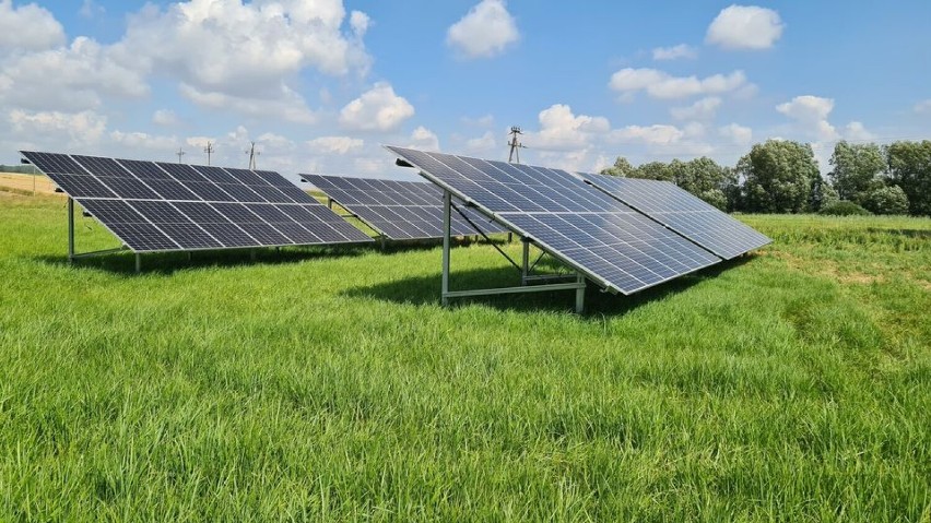 W Wojsławicach postawili na fotowoltaikę w ramach oszczędności energi elektrycznej. Zobacz zdjęcia 