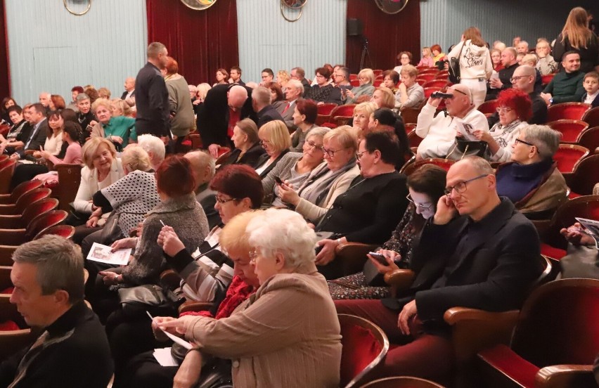 Wieczór Chopinowski w Radomiu z Marcinem Wieczorkiem. Był świetny koncert i tłumy ludzi. Zobacz zdjęcia