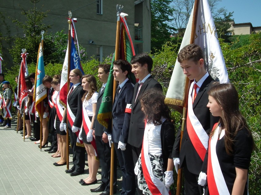 II wojna światowa była największym konfliktem zbrojnym w...