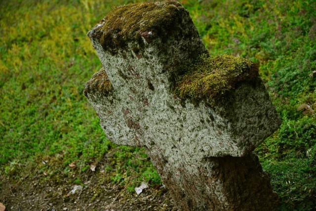 Gmina Zamość: Sprawa "gwałtu na cmentarzu" umorzona, ale wpłynęło zażalenie