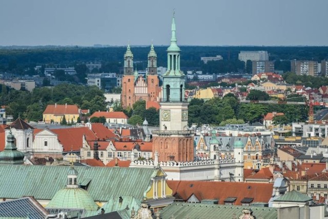 Na przestrzeni ostatniej dekady liczba mieszkańców Poznania spadła o kilkadziesiąt tysięcy. Zobacz, ile ludzi w 2018 roku mieszka w stolicy Wielkopolski.

Urząd Statystyczny w Poznaniu w połowie czerwca opublikował najnowsze dane.

Przejdź do kolejnego slajdu --->