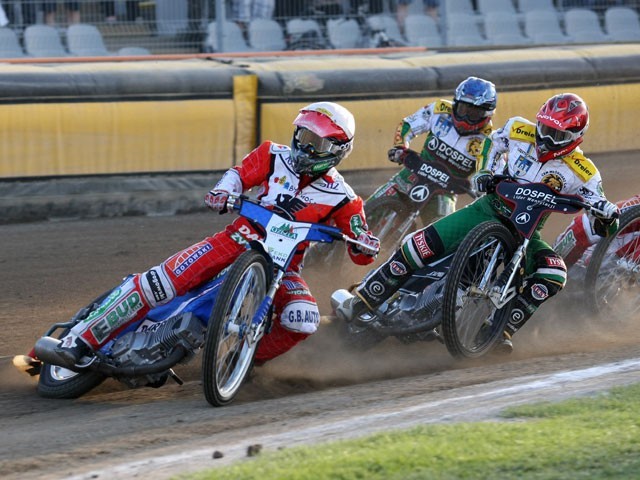 Dospel Włókniarz Częstochowa pokonał Polonię Bydgoszcz 50:40. Mecz obejrzało ponad 16 tysięcy osób!