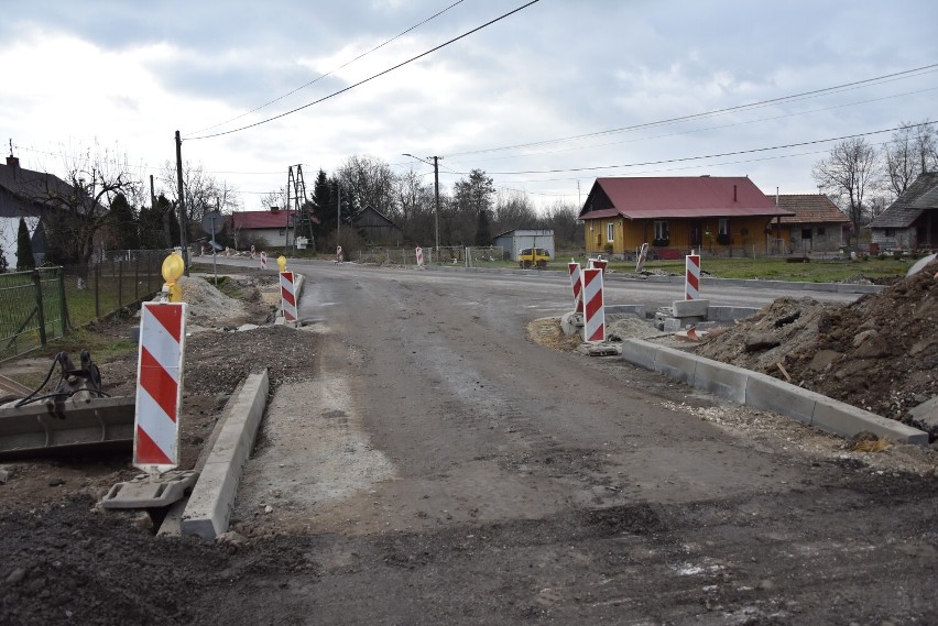 Mieszkańcy Borusowej narzekają natomiast na remont drogi...