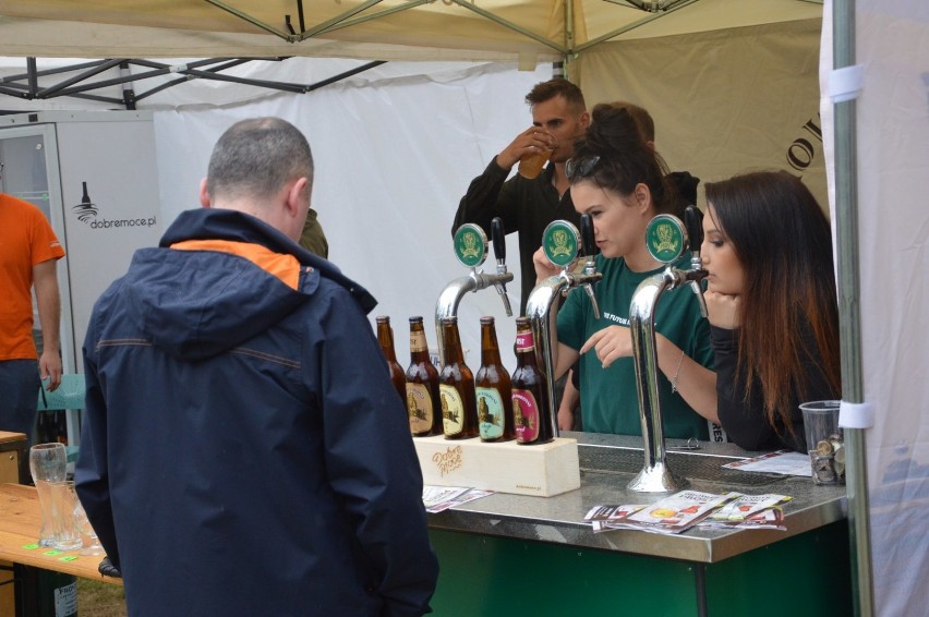 Rozpoczął się Lotny Festiwal Piwa Rzemieślniczego [ZDJĘCIA]  