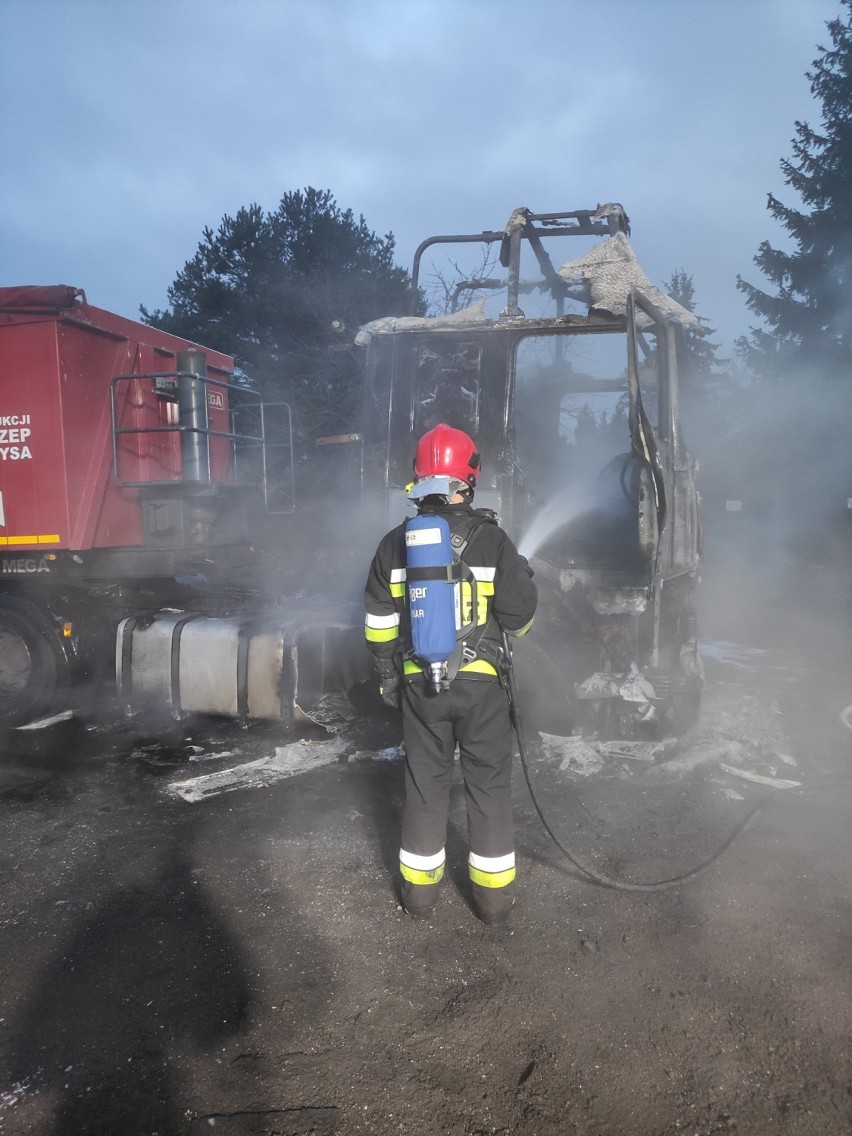 Pożar ciężarówki w Skierniewice