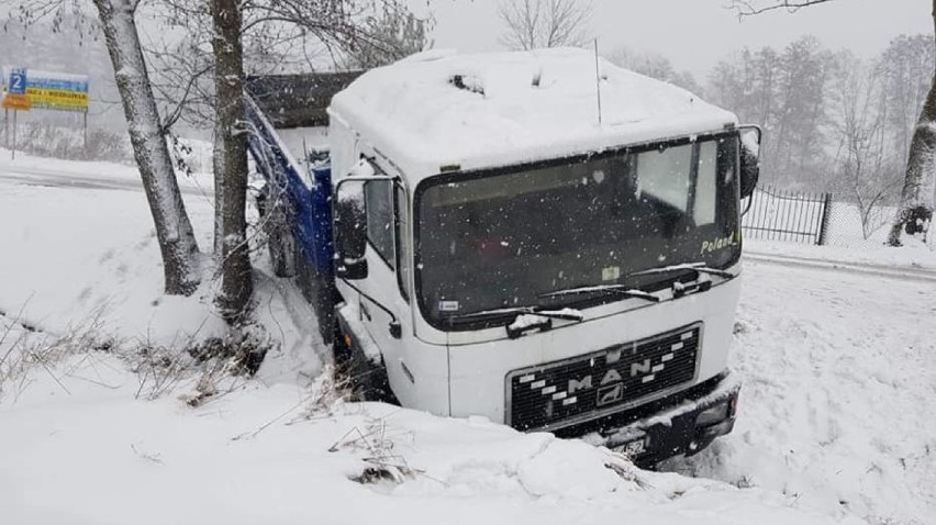 Tragedia na ul. Szczejkowickiej w Żorach. Zmarł 59-kierowca ciężarówk