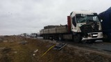 Nowy Dwór Gdański. Wypadek na objeździe trasy nr 7. Kolizja ciężarówek