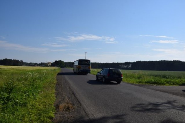 Mieszkaniec gminy wiejskiej Nowa Sól skarży się, że w Nowym Żabnie stawiany jest maszt telefonii komórkowej.