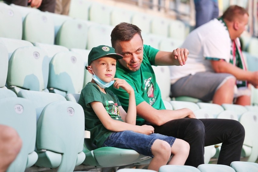 WAŻNE! DO KOLEJNYCH ZDJĘĆ MOŻESZ PRZEJŚĆ ZA POMOCĄ GESTÓW...