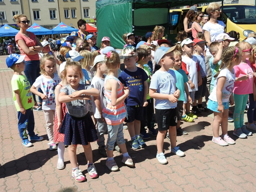 Dzień Dziecka na Starym Rynku. Studneci PWSIiP do godz. 18 czekają na najmłodszych