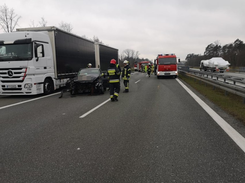 Wypadek na autostradzie A2 pod Wąsowem! Trasa zablokowana! [ZDJĘCIA][WIDEO]