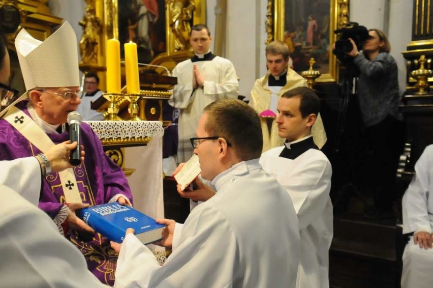 Nowi lektorzy i akolici w diecezji krakowskiej