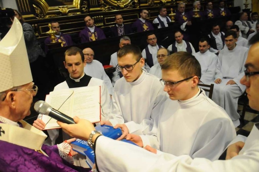 Nowi lektorzy i akolici w diecezji krakowskiej