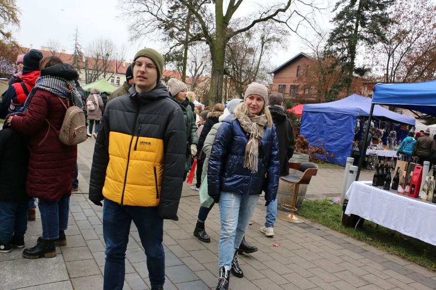 Powiatowy Jarmark Bożonarodzeniowy w Ciechocinku. Tak bawili...