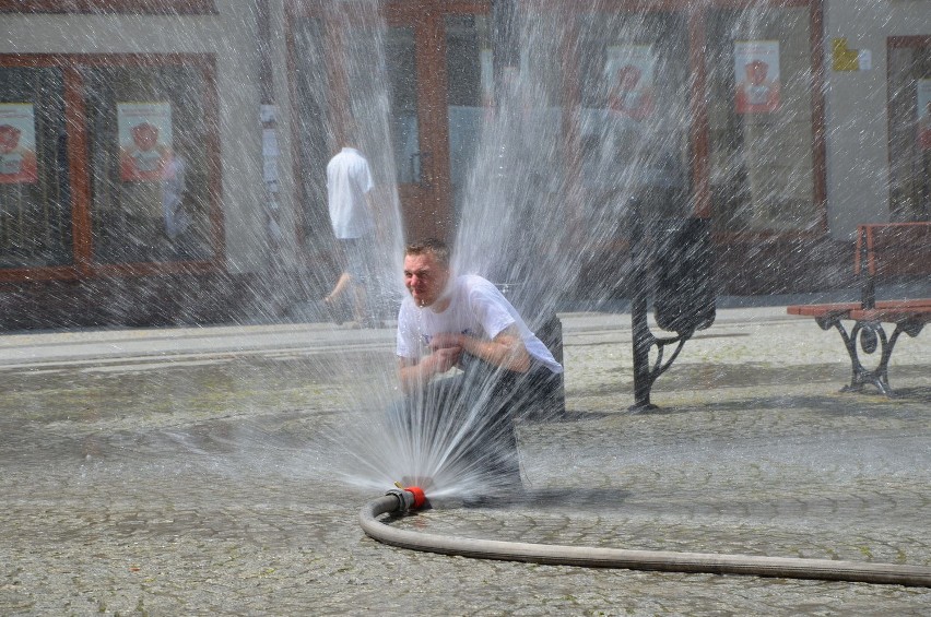 Kurtyna wodna. Fot Mariusz Witkowski