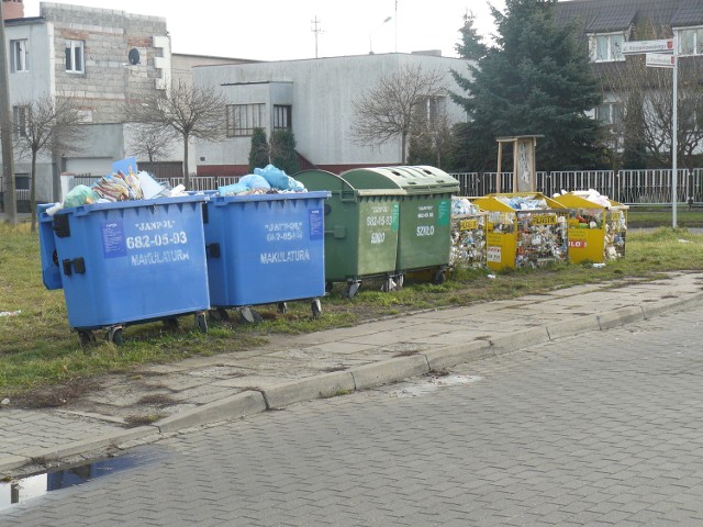 Miejsce do selektywnej zbiórki przy ul. Wyczółkowskiego